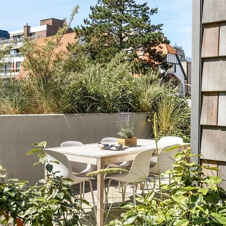 Luxe Strandappartement Met Zonneterras & Parking *